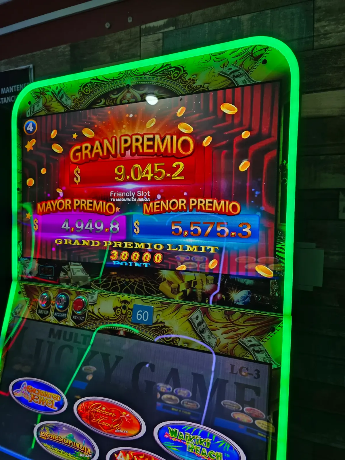 Máquina Doble Pantalla 24" maquina tragamonedas
